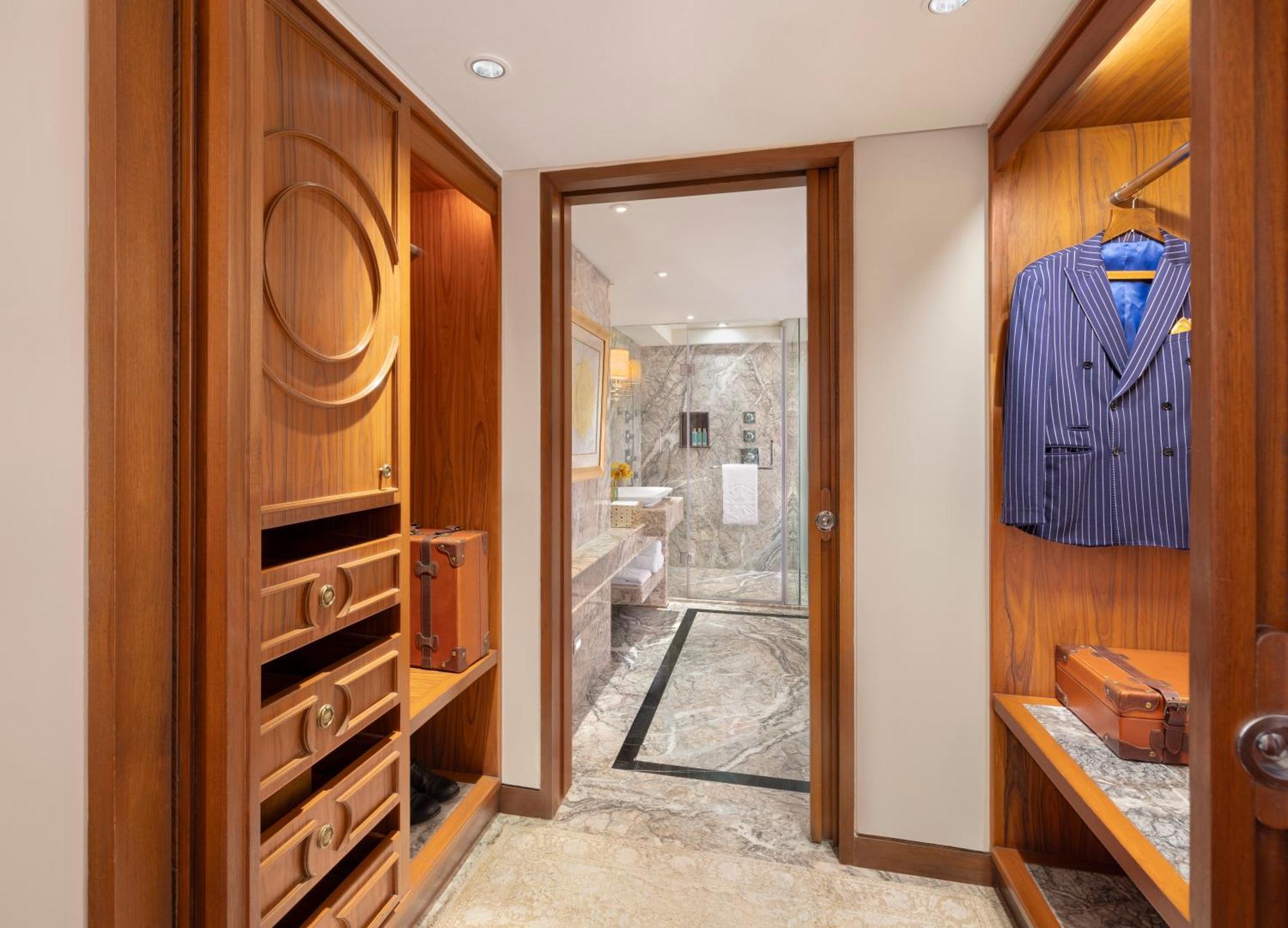 Taj Palace, New Delhi Exterior foto A walk-in wardrobe